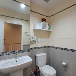 Modernt Familjehus i Krabi